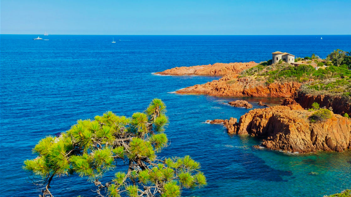 Voilier à loeur Sud de la france